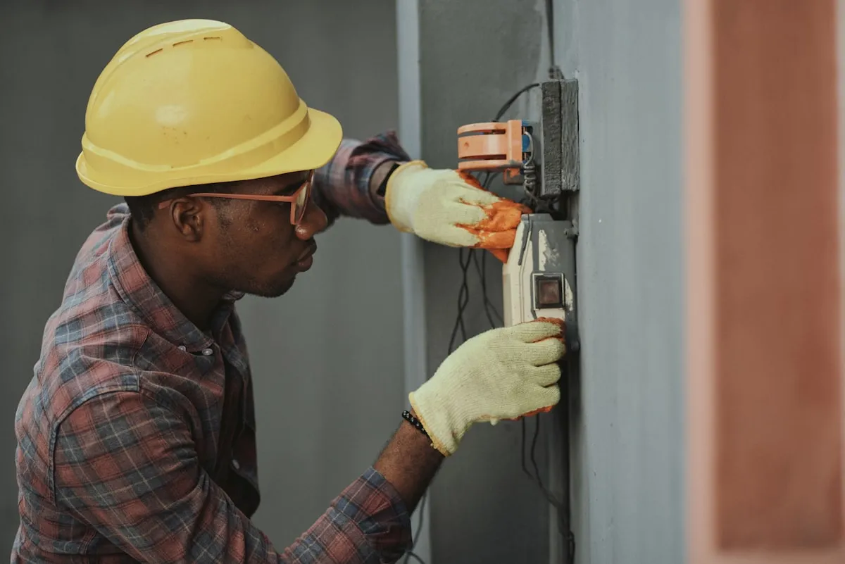 Local SEO for Belfast Tradespeople: Plumbers, Electricians, Builders